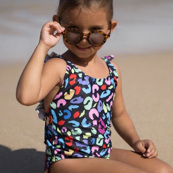 Brand new ~size 5 (~120cm tall child) children’s swimsuit worn only to try on - Picture 3 of 7